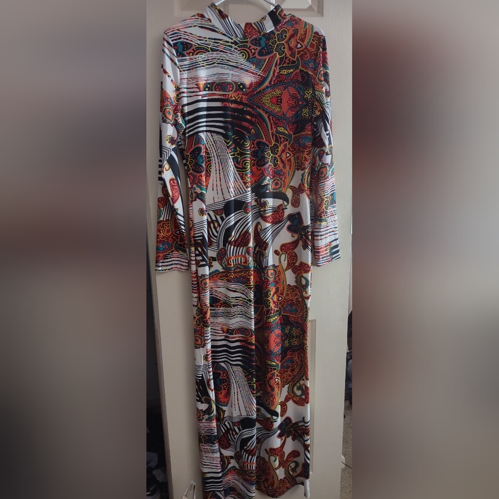 Long pattern dress